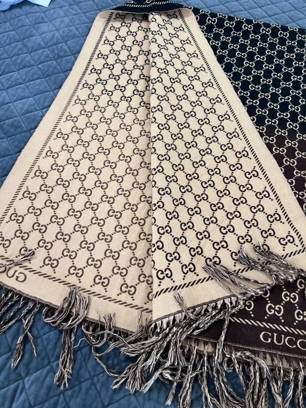 Gucci scarf monogram GG wool cashmere blend brown large shawl wrap fringe EE - Picture 7 of 7